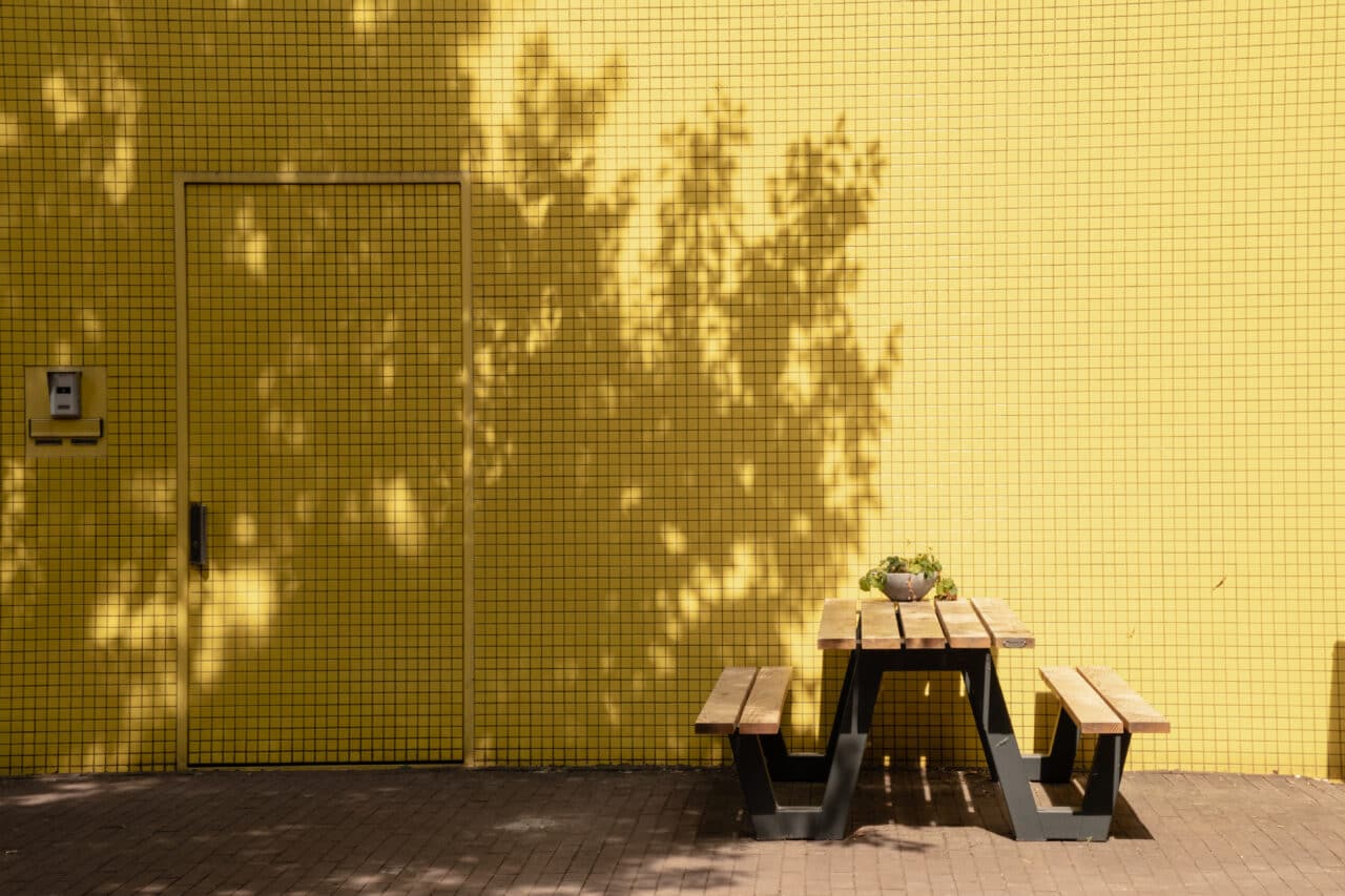 Capturing Minimalistic Architecture Photos