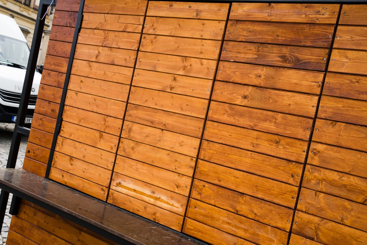 Eliminate Distractions in Your Photos: repetition and chaos