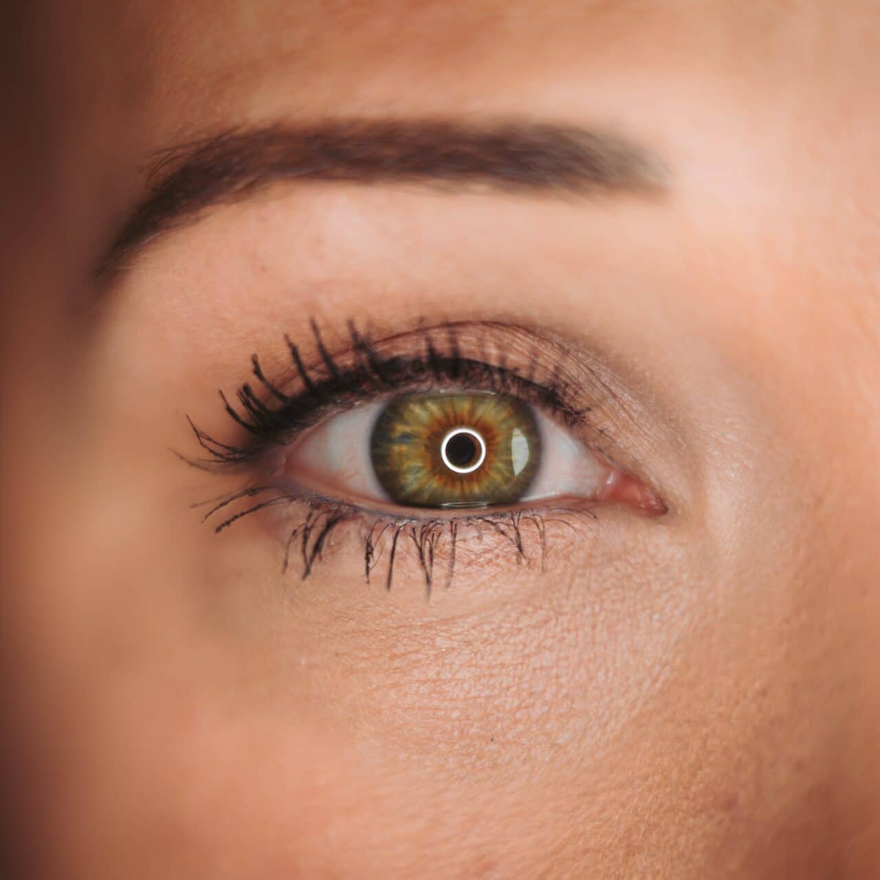 How to Photograph the Eye Close Up